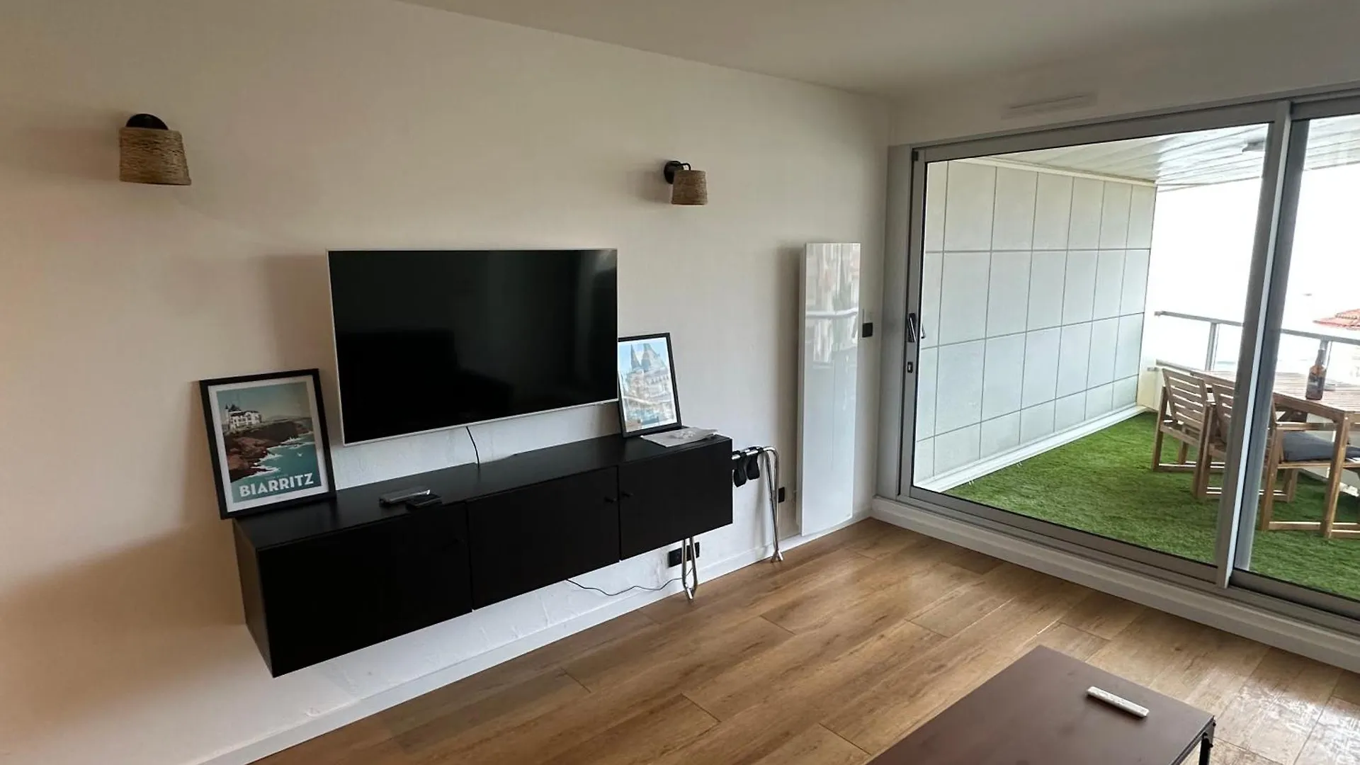 Appartement Studio Front De Mer Biarritz - Spa & Thalasso France